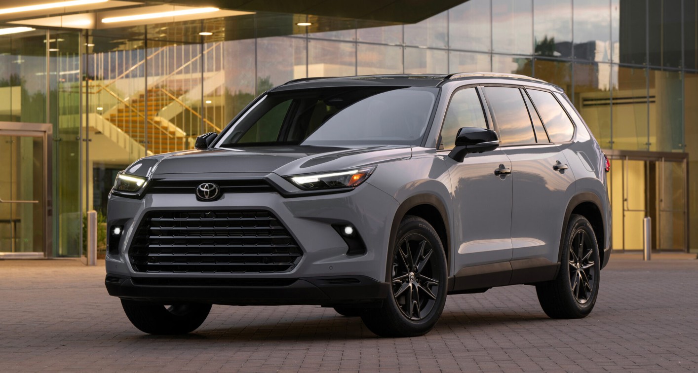 The 2026 Toyota Highlander : Your New Family MVP