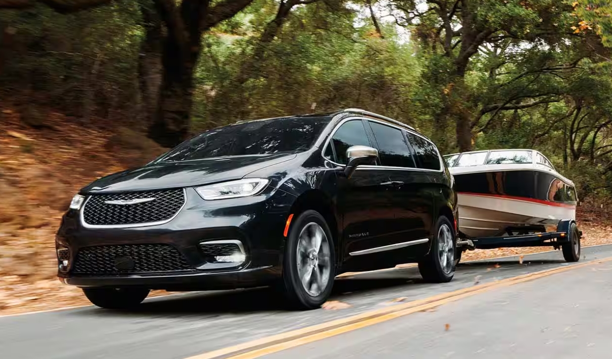 2026 Chrysler Pacifica Review: The Minivan That’s Too Cool for Its Own Good